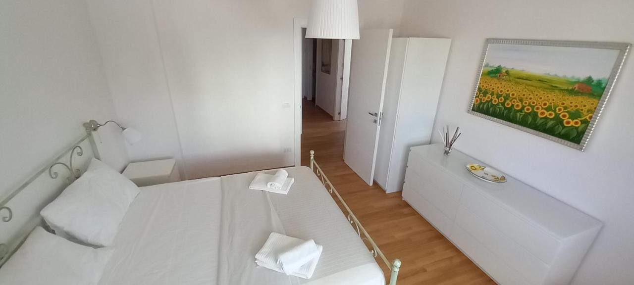 Central Apartment Con Tre Camere Da Letto Locorotondo Εξωτερικό φωτογραφία